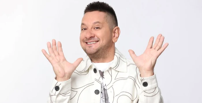 Octavian Strunilă prezintă „Hai că poți” la Kanal D foto: Kanal D 