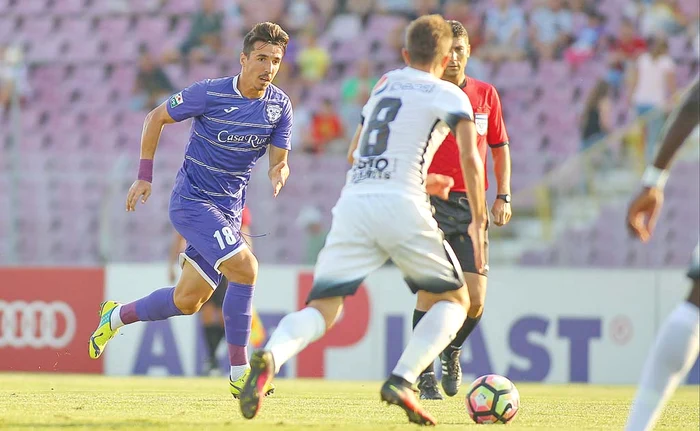 
    Bănăţenii au reuşit să învingă  pe CS U Craiova cu 3-2Foto: Sportpictures.eu  