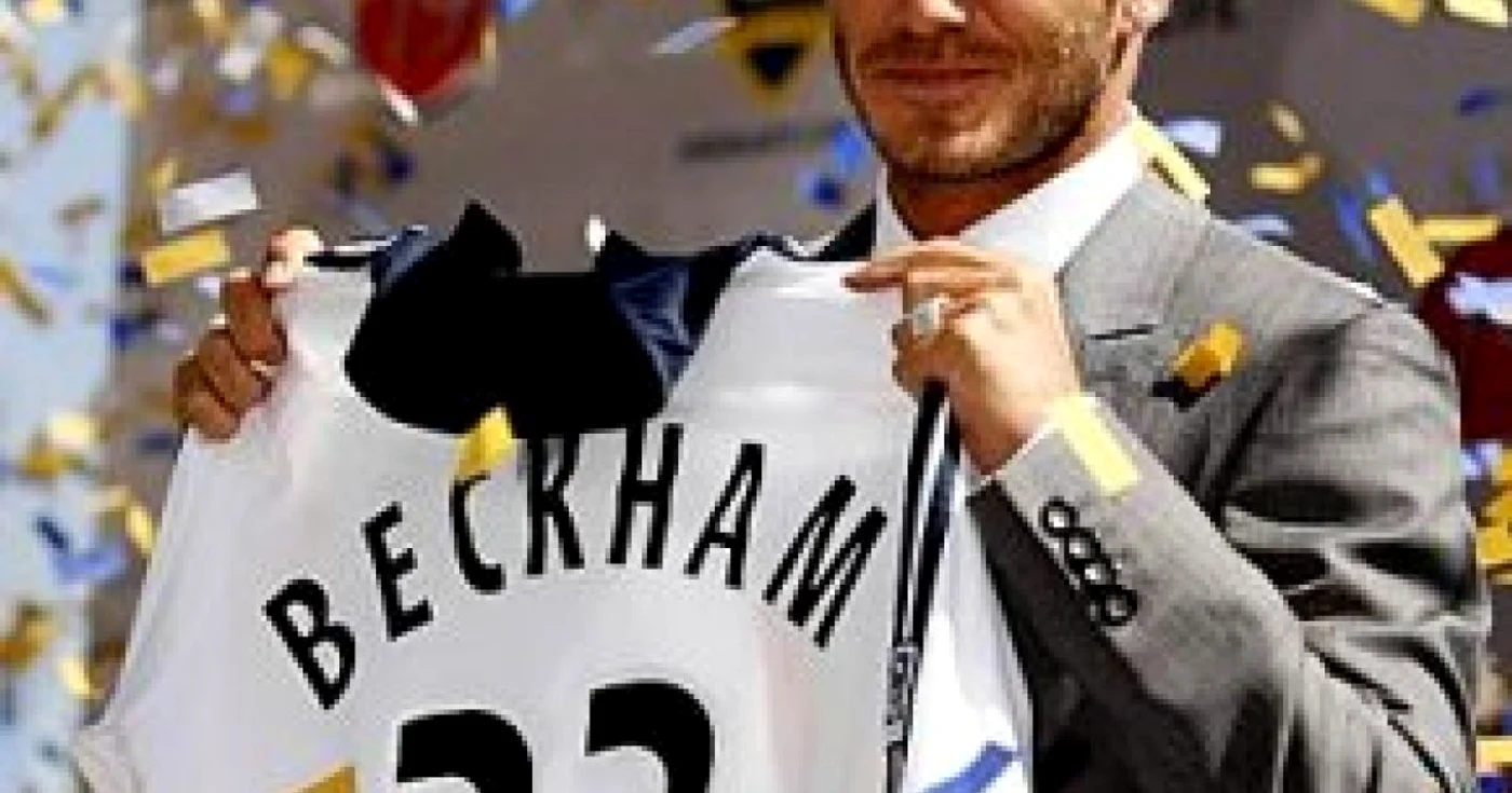 FOTBAL: Beckham se desparte greu de familie pentru a juca la AC Milan