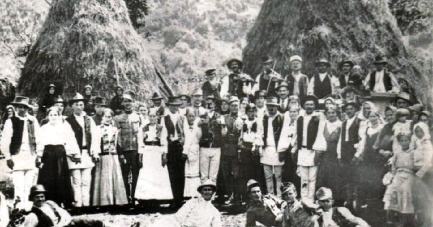 Mocani la o sărbătoare populara