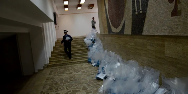 În locul unde se oficiau căsătoriile vor fi depozitate buletinele de vot pentru referendum