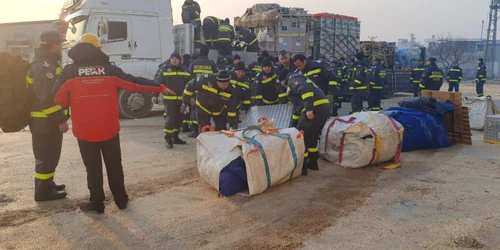 Echipa de salvatori romani dupa cutremurul din Turcia FOTO IGSU 2 jpeg