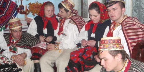 Şezătoare la Negreşti Oaş de Dragobete