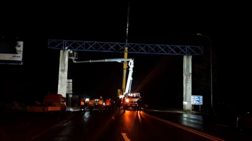 Se demolează poarta de intrare în Timişoara