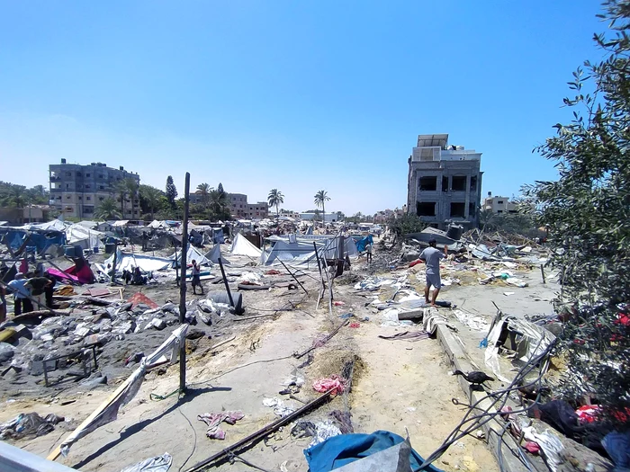 Bombardamente israeliene la Mawasi Khan Yunis unde s-ar fi ascuns Mohammed Deif FOTO PROFIMEDIA