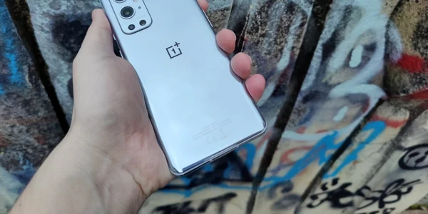 OnePlus 9 Pro FOTO Adrian Pogîngeanu