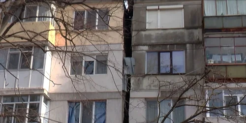 front bloc jpg