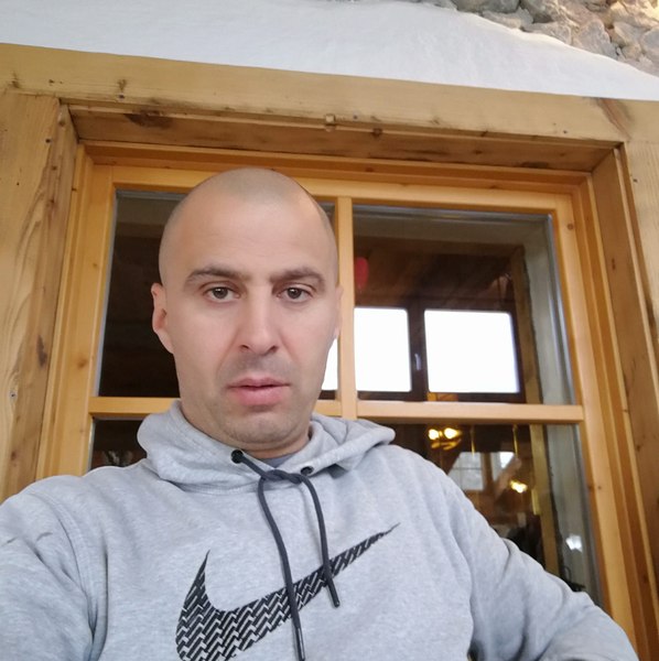 Amendă uriașă pentru o postare pe Facebook, din pandemie. Bărbatul se certase cu polițiștii care îl opriseră