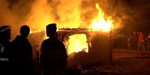 Incendiu pe strada Ceaikovski (foto arhivă Adevărul)