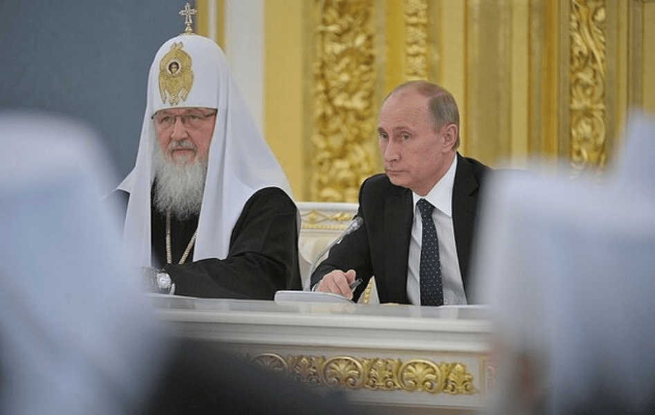 Cu ocazia Paştelui ortodox, Vladimir Putin salută rolul „consolidator“ al Bisericii