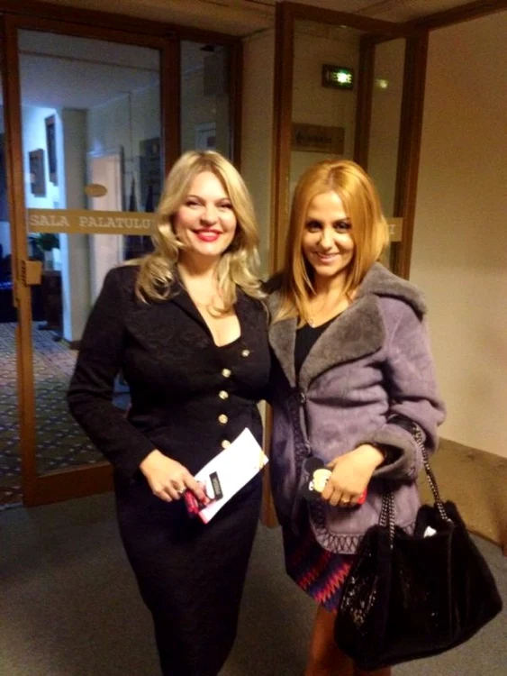 
    Olga Balan si Oana Turcu  