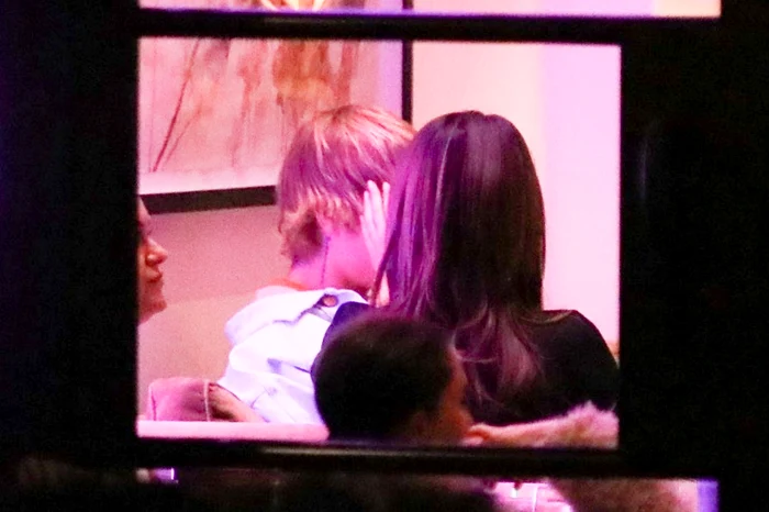 Justin Bieber and Selena Gomez cuddle up on a romantic dinner date for Valentine's Day jpeg