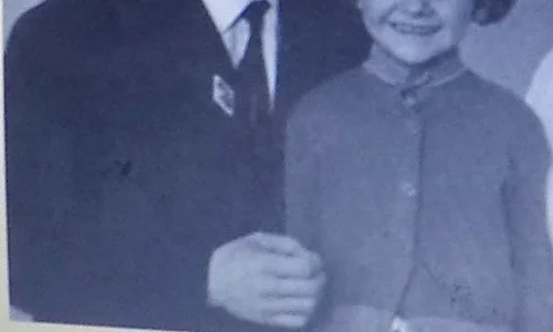 Mama lui Dan Bălan, în copilărie, alături de tatăl ei, Boris Vasiliev jpeg