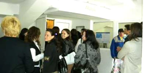 Concurenţii trebuie să dea concurs pentru posturi pe durată determinată