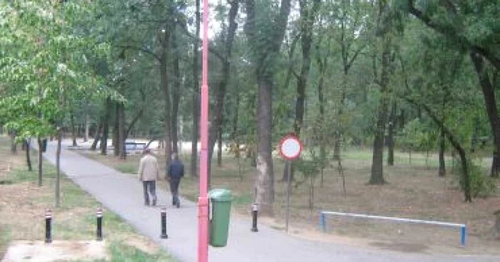 Turnu Severin: Apa Parc în Pădurea Crihala