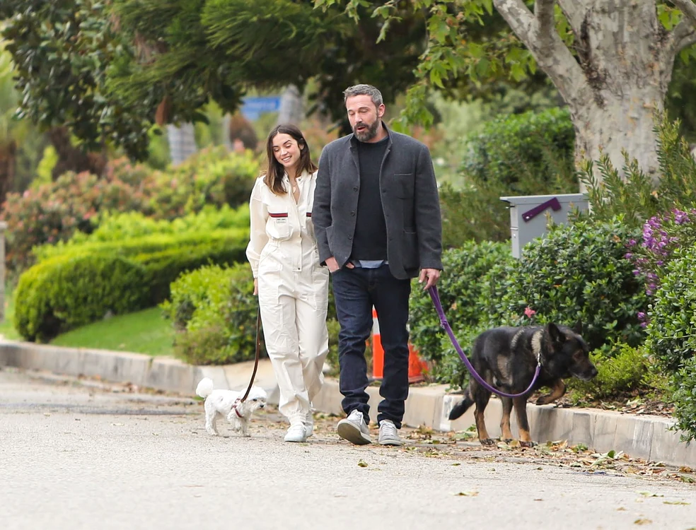 
    Ben Affleck şi Ana  