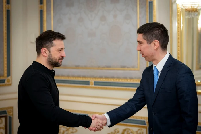 Liderul de la Kiev a avut o întrevedere cu diplomații țărilor din sud-estul Europei. FOTO: Facebook
