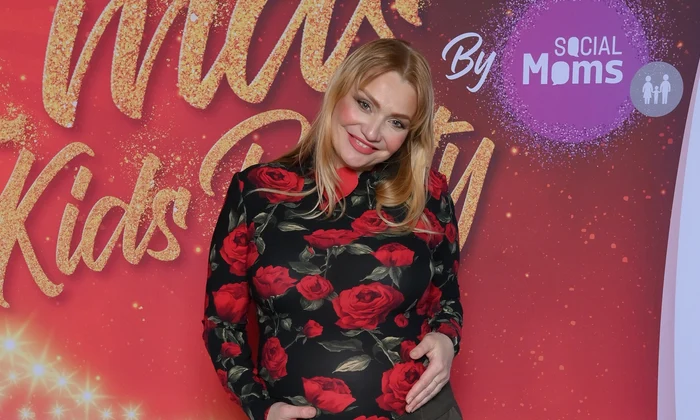 Cristina Cioran însărcinată a doua oară la Xmas Kids Party, Crăciun 2024   Sorin Stana, OK România (4) jpg