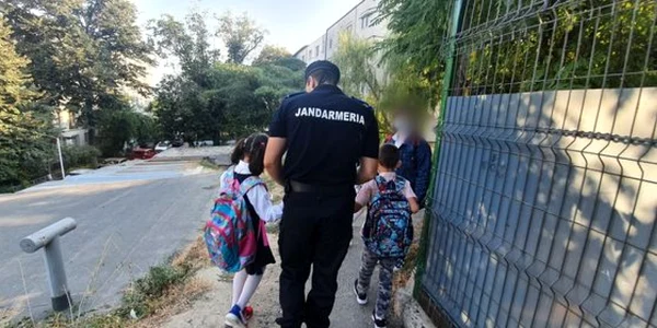 jandarmeria tulcea scoala elevi foto jandarmeria tulcea