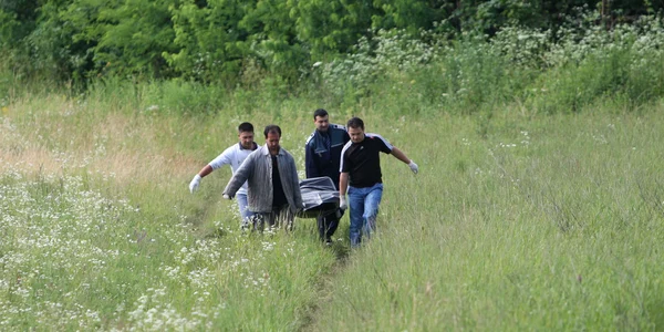 Bărbatul murise împuşcat, nu din cauza unui atac de cord, aşa cum a crezut asistenta de la Ambulanţa Bereşti