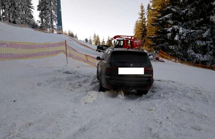 BMW blocand partia de la Oncesti FOTO Turnul Sfatului