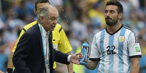 alejandro sabella si ezequiel lavezzi FOTO afp