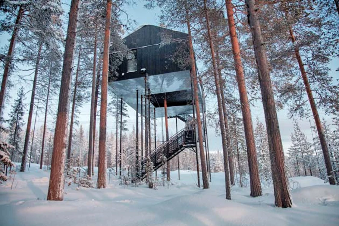 Hotelul Snohetta de lux din copaci, Suedia