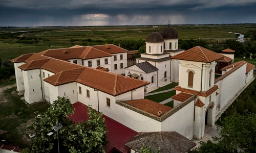 1 foto manastirea comana dragos grigore jpg jpeg