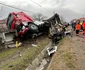 Autocisternă plină cu sodă caustică de pe platforma chimică vâlceană răsturnată pe DN64 Foto ISU Vâlcea jpeg