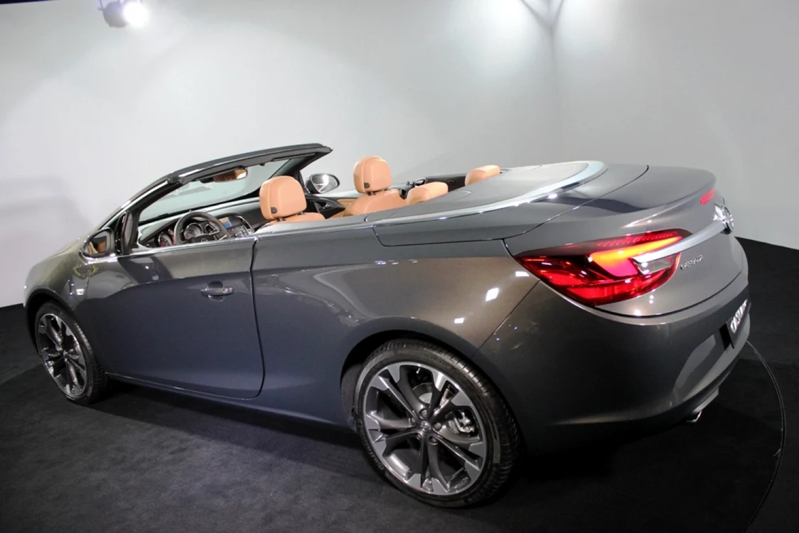 Coupeul Opel Cascada