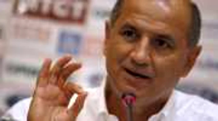 Copos le cere lui Sandu şi Dragomir să permită accesul rapidiştilor în Ghencea