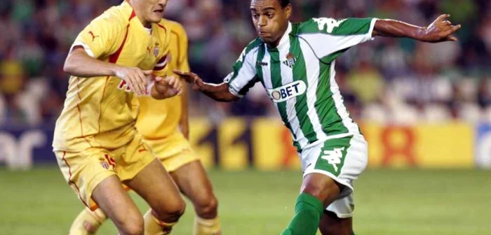 Denilson (dreapta) în 2005, pe vremea când încă juca pentru Betis