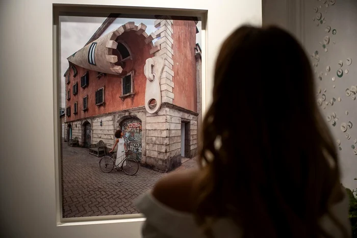 1 expozitia unzip your mind qreator jpg jpeg