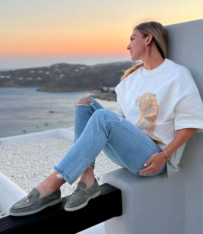 Simona Halep și-a experimentat și calitățile de fotomodel în Mikonos (FOTO: Instagram)