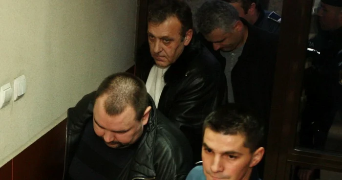 Ossipov Konstantin, 42 de ani, Gaichuk Valeriu (mijloc), 54 de ani, şi Matei Vitalie, 37 de ani