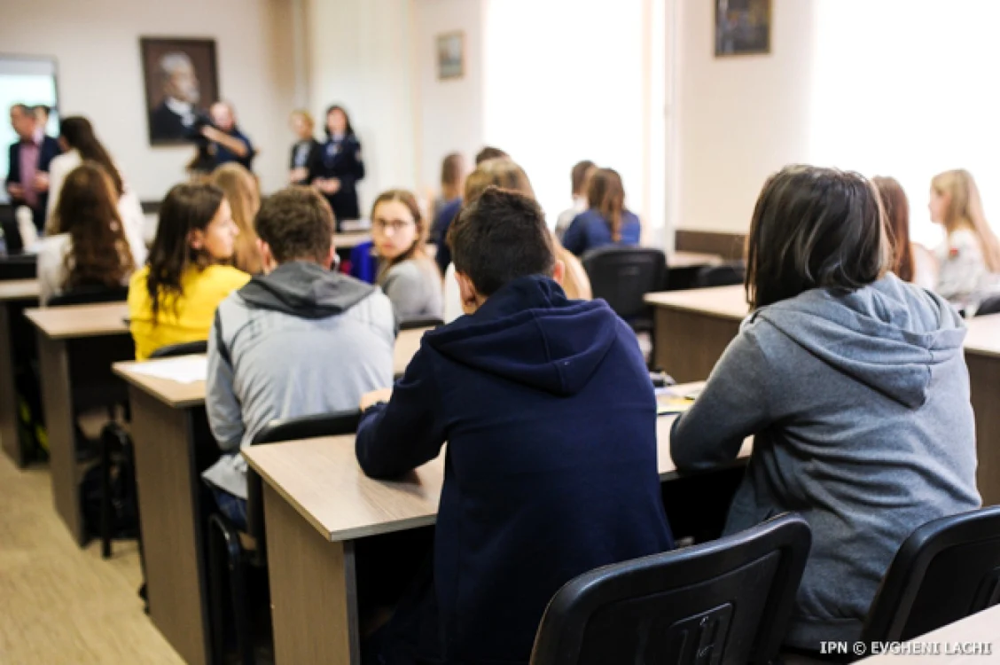România are una dintre cele mai mari rate de abandon şcolar
