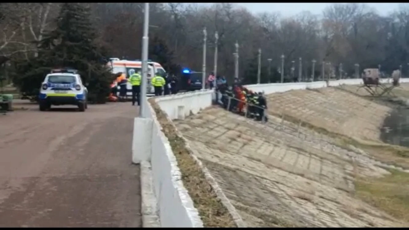 Cei trei locuiau pe străzi de o bună perioadă de timp Sursă foto: Captură video