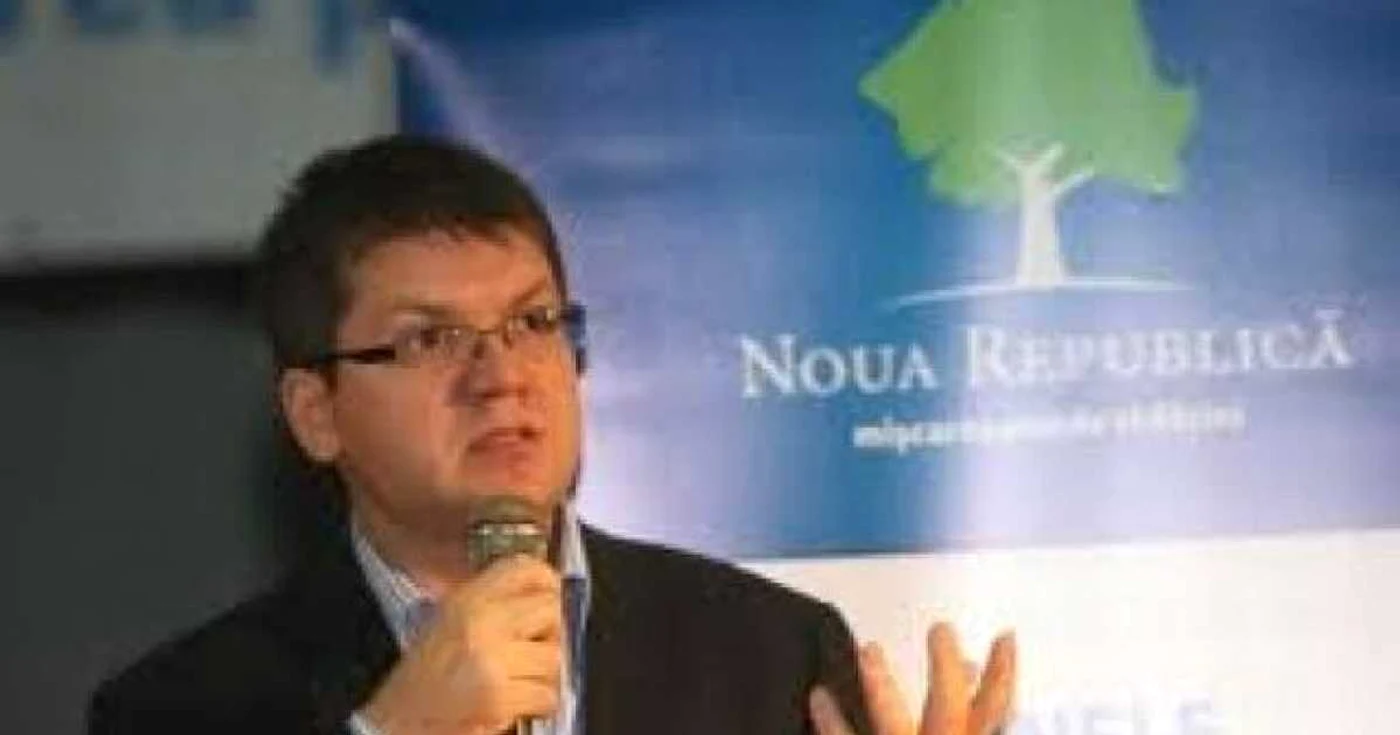 Mihail Neamţu a adus din nou în discuţie plagiatul lui Victor Ponta