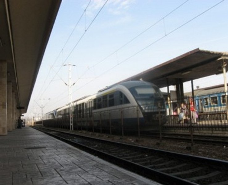 Tragedie la Arad. Un bărbat a murit lovit de tren chiar în Gara CFR