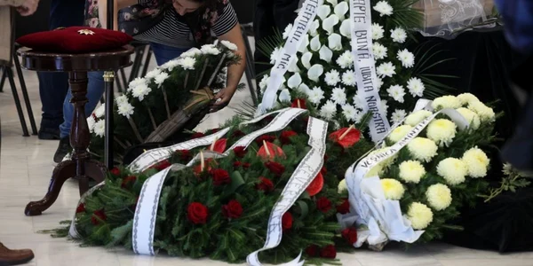 Priveghi Olga Tudorache la Teartul Naţional. FOTO Dorin Constanda