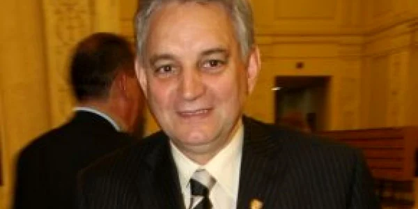 Ilie Sârbu: Sunt dispus să renunţ voluntar la 20 la sută din salariu
