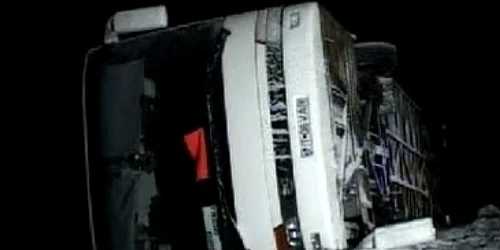 Autocarul echipei din Roman s-a răsturnat în Harghita