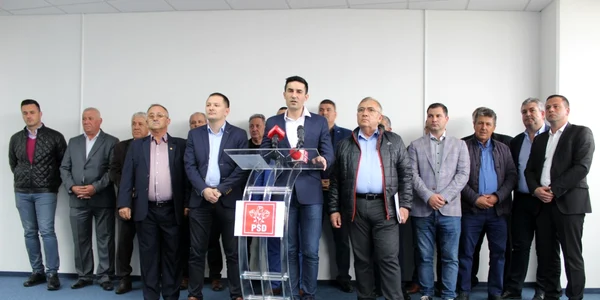 Manda şi cei 14 primari Craiova
