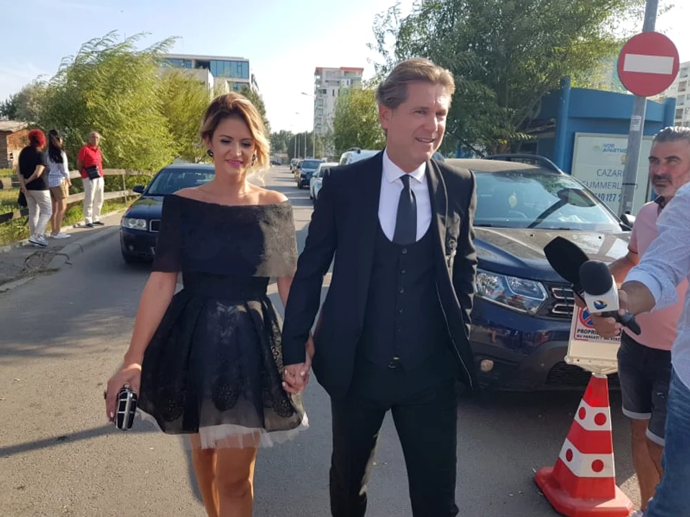 Florin Răducioiu și partenera sa, foarte eleganțifoto: Călin Gavrilaș / Adevărul