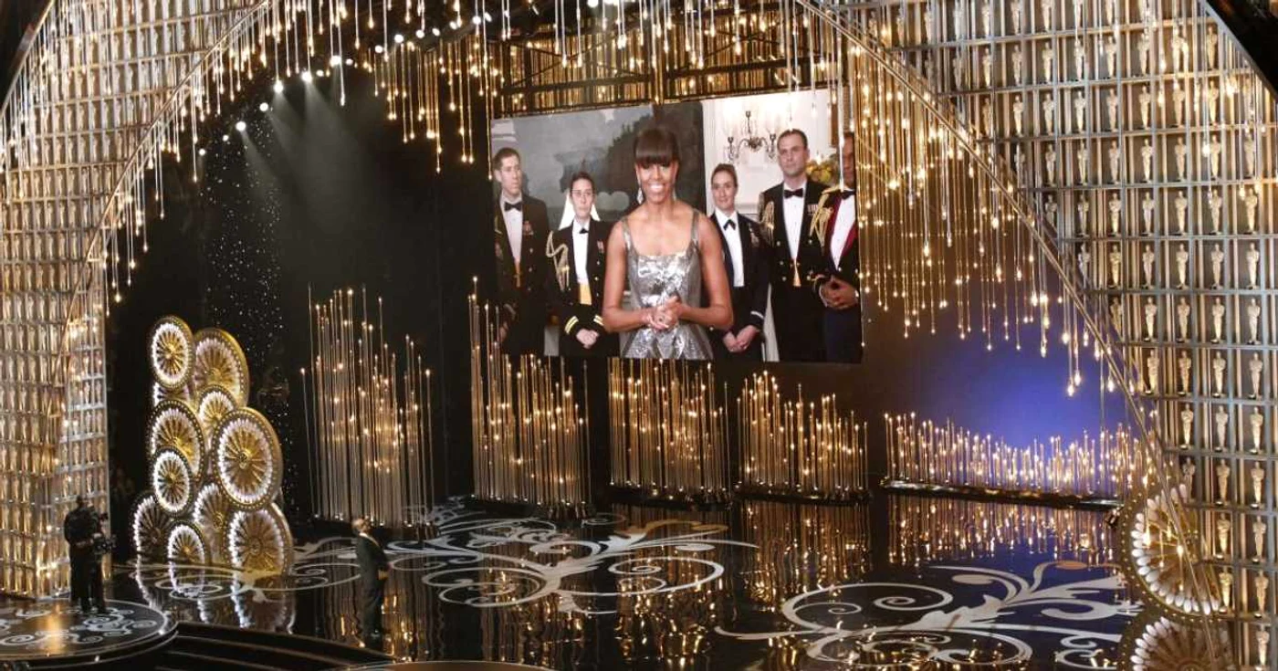 Michelle Obama a intrat în direct la gala Oscar pentru a prezenta câştigătorul categoriei Cel mai bun filmFOTO Reuters