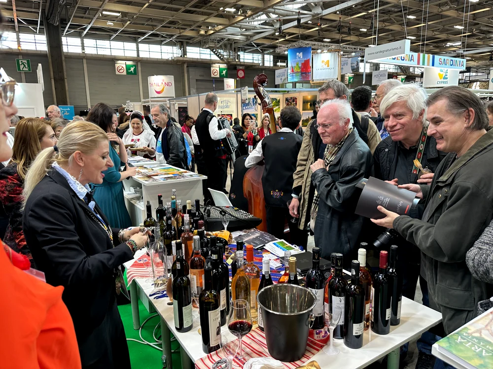 Vinurile dobrogene, degustate la Paris FOTO: CJC