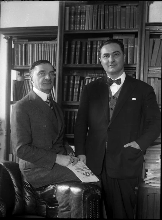 Iuliu Maniu şi diplomatul Ion Lugoşianu (negativ pe sticlă,  fondul Iosif Berman)