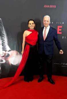 Ținuta purtată de Romina Gingașu, la brațul lui Pierro Ferrari 