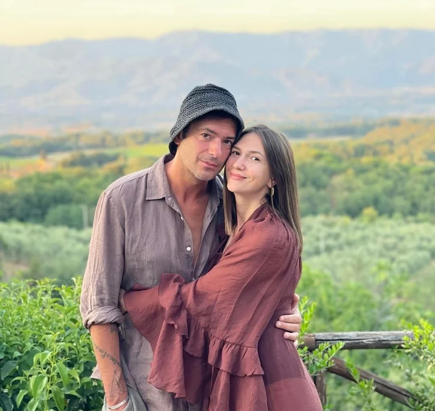 Adela Popescu și Radu Vâlcan, la Șușani 
