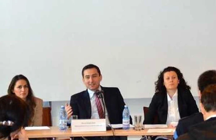 Emilia Gane (dreapta) este noul agent guvernamental pentru CJUE FOTO MAE